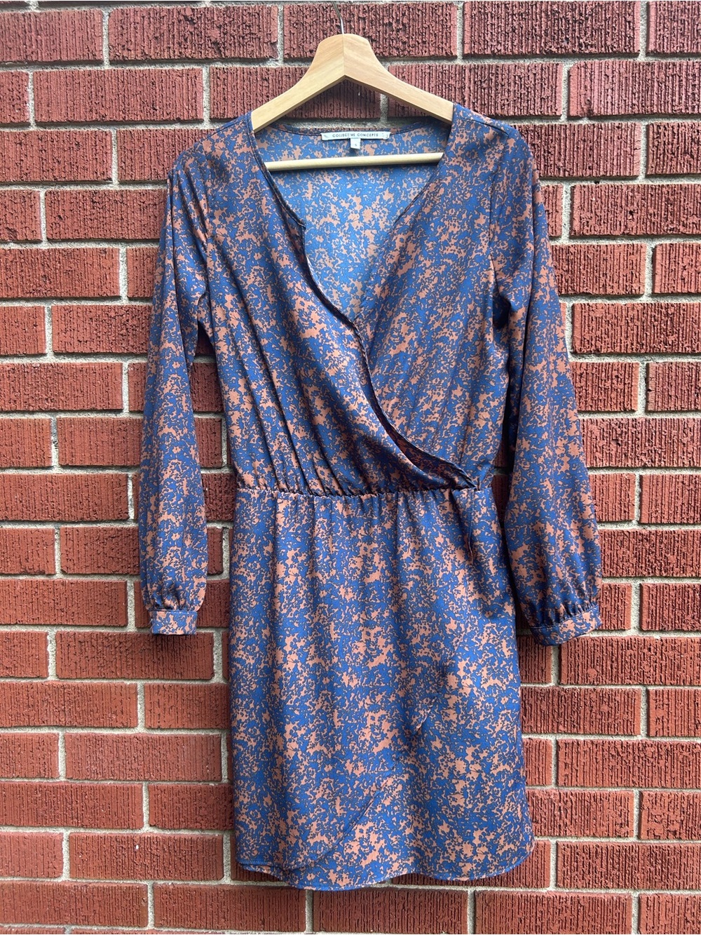 Collective Concepts Faux Wrap Printed Dress Small